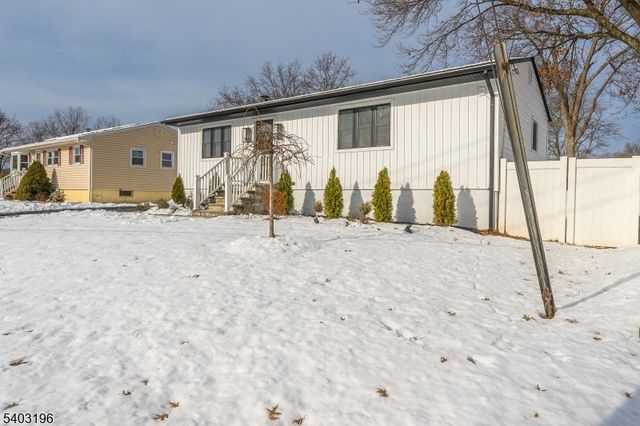 160 Grandview Ave, Piscataway Twp., NJ 08854