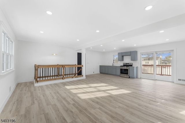 160 Grandview Ave, Piscataway Twp., NJ 08854