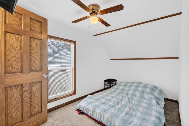 427 W 12th Avenue, Oshkosh, WI 54902