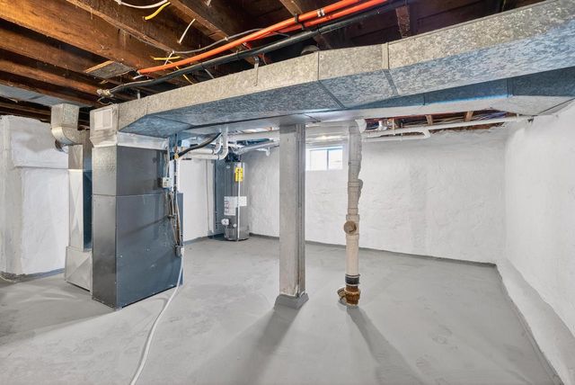 427 W 12th Avenue, Oshkosh, WI 54902