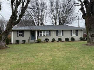 735 Old Highway 52, Lafayette, TN 37083