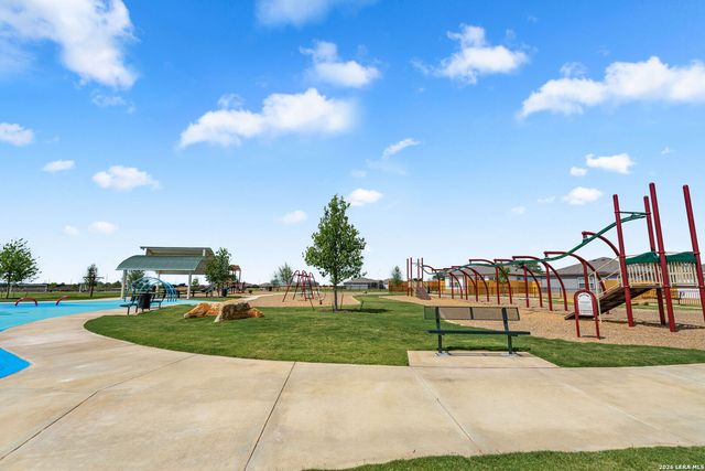 16112 Farmer, Lytle, TX 78052