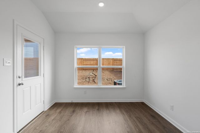 16112 Farmer, Lytle, TX 78052