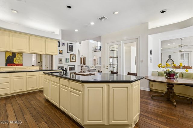 5912 E SAPPHIRE Lane, Paradise Valley, AZ 85253