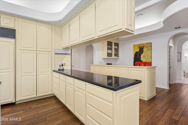 5912 E SAPPHIRE Lane, Paradise Valley, AZ 85253