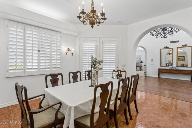 5912 E SAPPHIRE Lane, Paradise Valley, AZ 85253