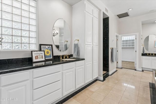 5912 E SAPPHIRE Lane, Paradise Valley, AZ 85253