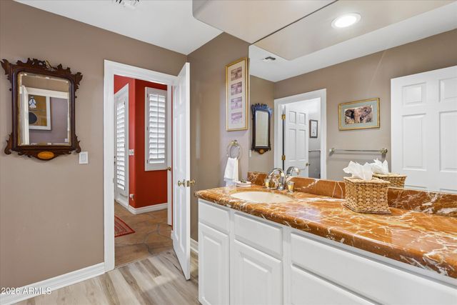 5912 E SAPPHIRE Lane, Paradise Valley, AZ 85253