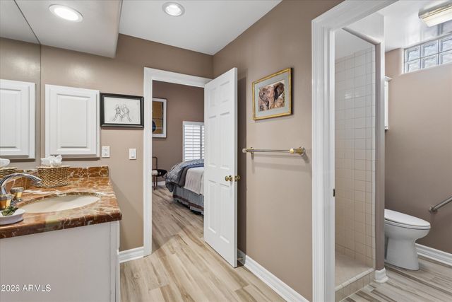5912 E SAPPHIRE Lane, Paradise Valley, AZ 85253