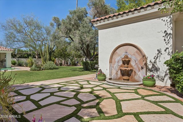 5912 E SAPPHIRE Lane, Paradise Valley, AZ 85253
