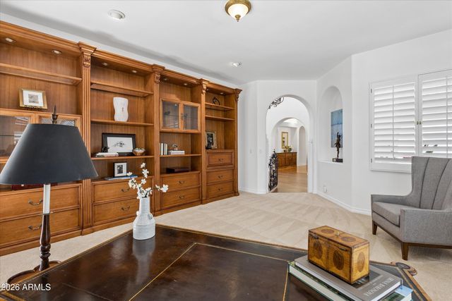 5912 E SAPPHIRE Lane, Paradise Valley, AZ 85253