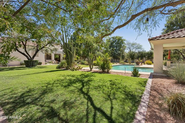 5912 E SAPPHIRE Lane, Paradise Valley, AZ 85253