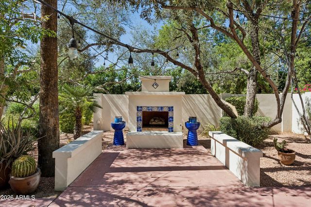 5912 E SAPPHIRE Lane, Paradise Valley, AZ 85253