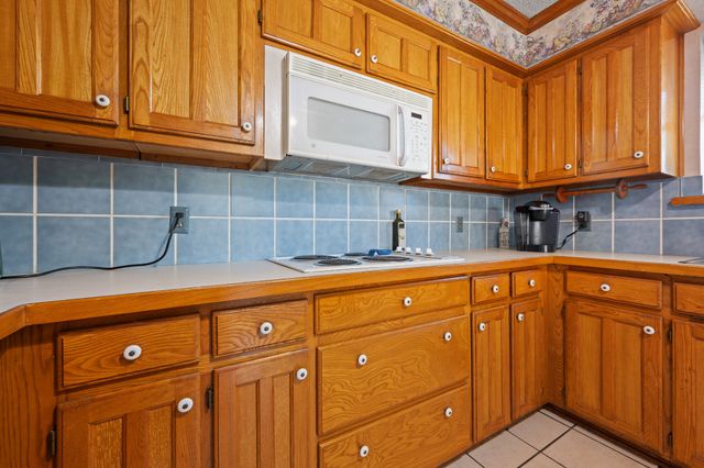 1602 Murry Drive, Cleburne, TX 76033