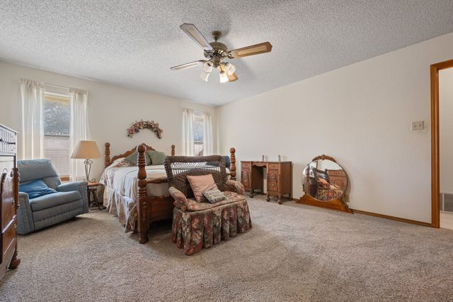 1602 Murry Drive, Cleburne, TX 76033