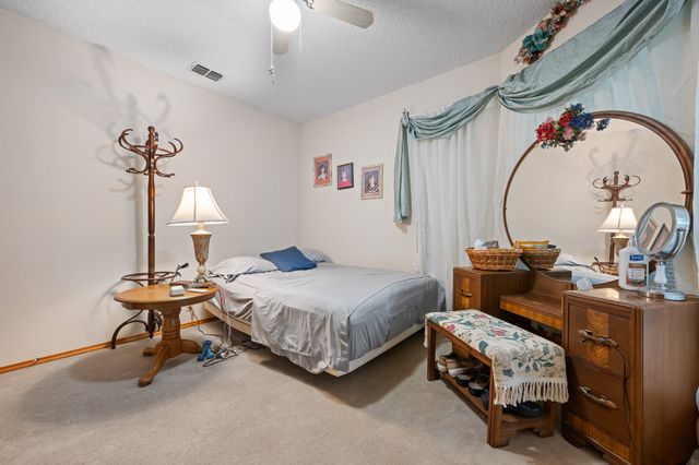 1602 Murry Drive, Cleburne, TX 76033