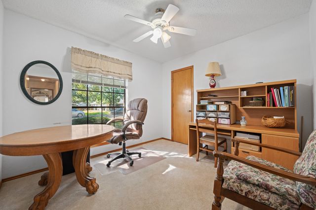 1602 Murry Drive, Cleburne, TX 76033