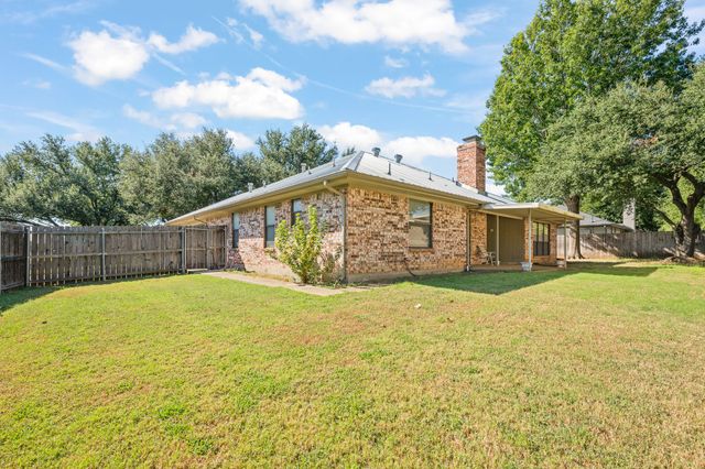 1602 Murry Drive, Cleburne, TX 76033