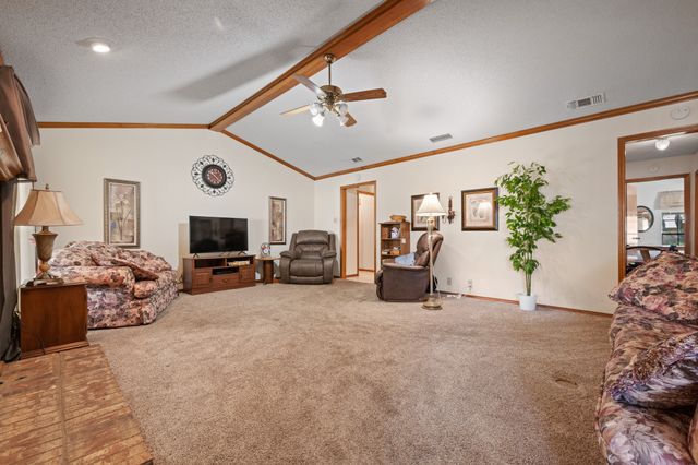 1602 Murry Drive, Cleburne, TX 76033