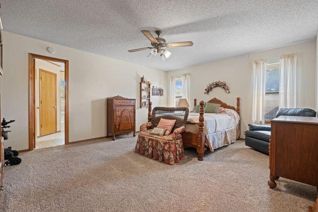 1602 Murry Drive, Cleburne, TX 76033