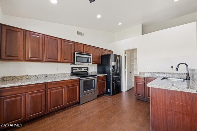 16206 S COUNTRY Place, Chandler, AZ 85225