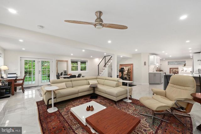 10146 SPRING LAKE TER, Fairfax, VA 22030