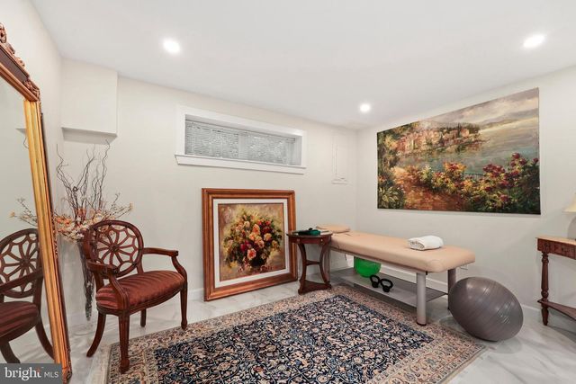 10146 SPRING LAKE TER, Fairfax, VA 22030