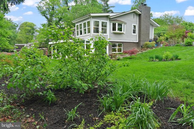 10146 SPRING LAKE TER, Fairfax, VA 22030