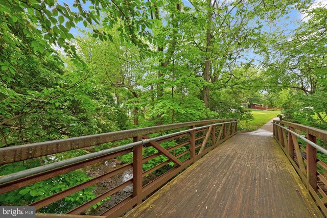 10146 SPRING LAKE TER, Fairfax, VA 22030