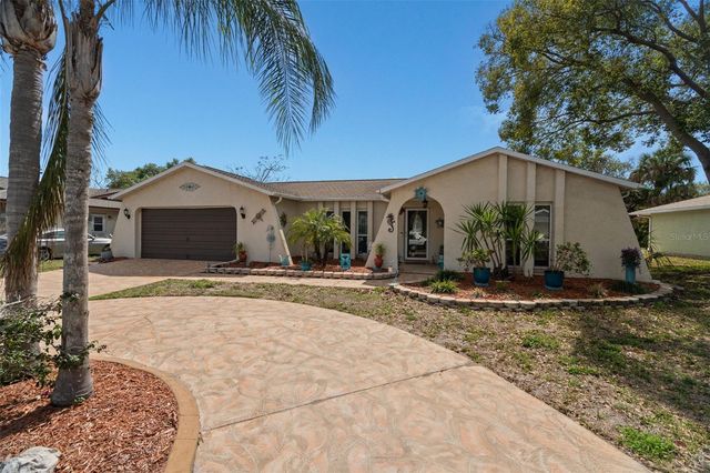 7104 BRAMBLEWOOD DRIVE, Port Richey, FL 34668