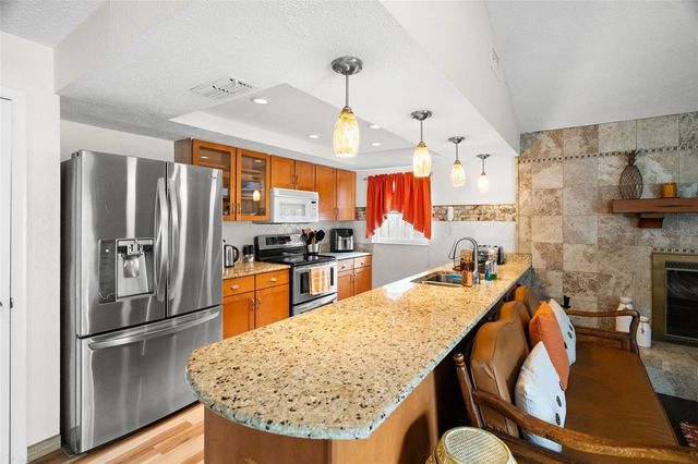 7104 BRAMBLEWOOD DRIVE, Port Richey, FL 34668