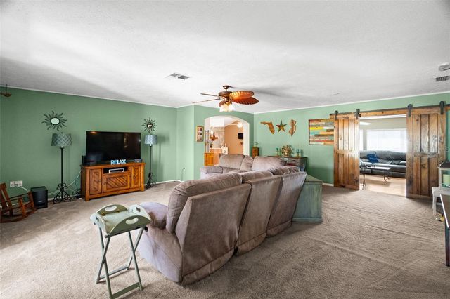 7104 BRAMBLEWOOD DRIVE, Port Richey, FL 34668