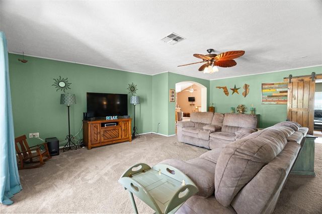 7104 BRAMBLEWOOD DRIVE, Port Richey, FL 34668