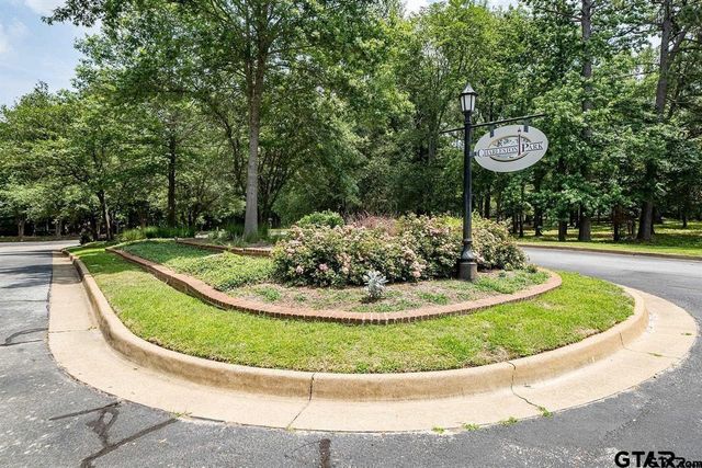3934 Hanover Pl, Tyler, TX 75701