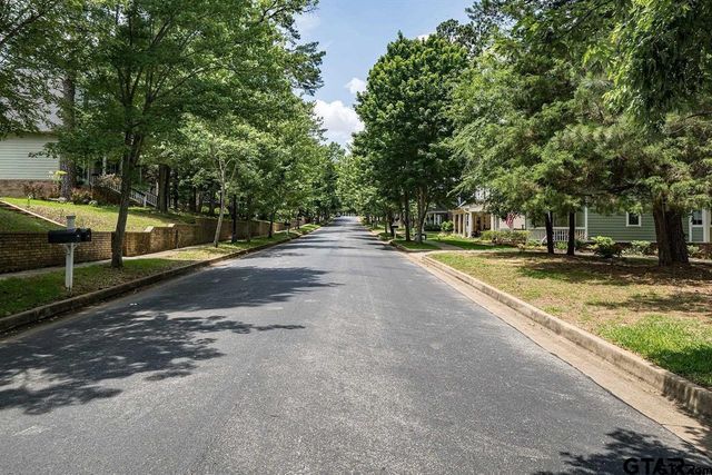 3934 Hanover Pl, Tyler, TX 75701