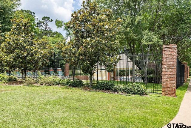 3934 Hanover Pl, Tyler, TX 75701