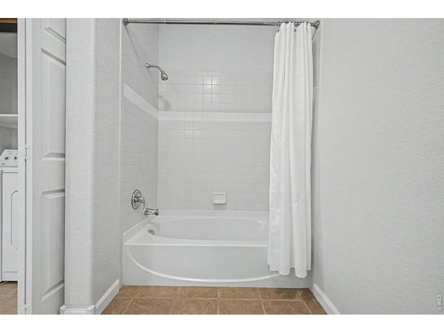 2127 Owens Ave 203, Fort Collins, CO 80528