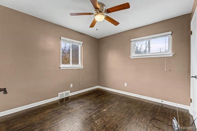 15403 Delaware Avenue, Redford, MI 48239