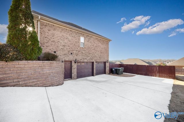 2824 Slate Drive, Huntsville, AL 35803