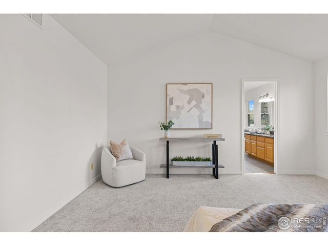 2307 Bluebird Dr, Longmont, CO 80504