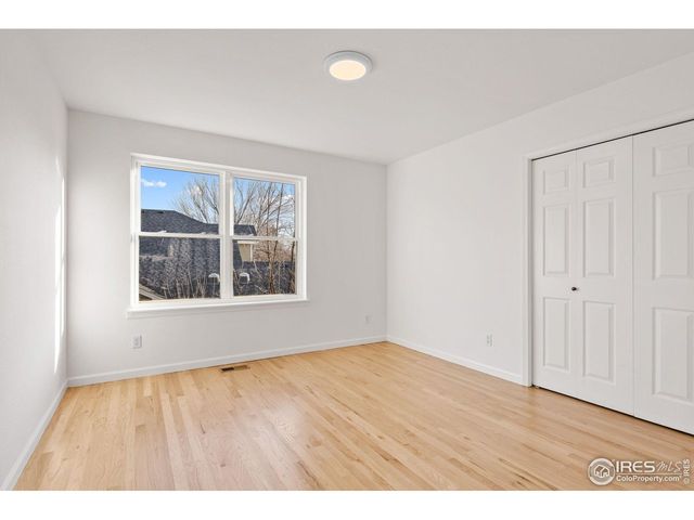 2307 Bluebird Dr, Longmont, CO 80504