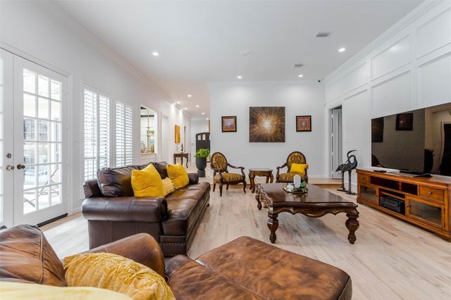 11712 Forest Court, Dallas, TX 75230
