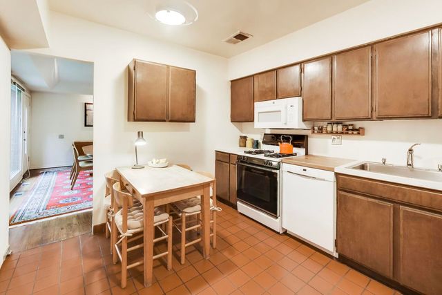 5508 S Kenwood Avenue, Chicago, IL 60637