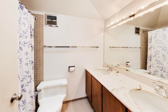 5508 S Kenwood Avenue, Chicago, IL 60637