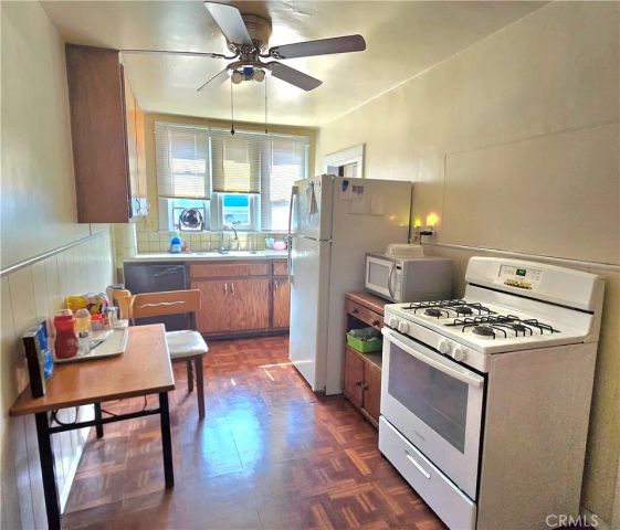 3667 Cimarron, Los Angeles, CA 90018