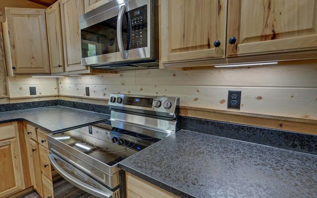 313 Burger Road, Murphy, NC 28906