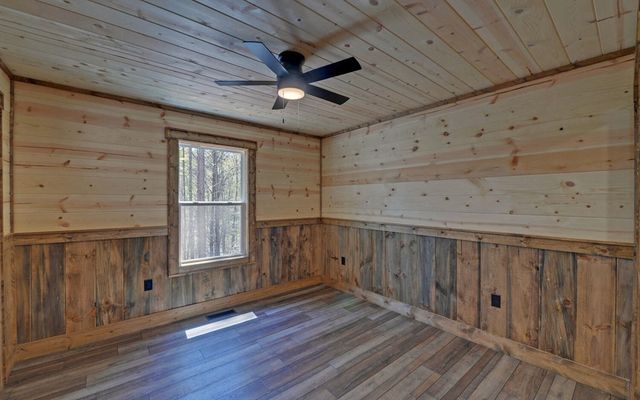 313 Burger Road, Murphy, NC 28906