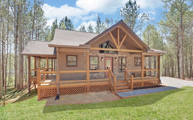 313 Burger Road, Murphy, NC 28906