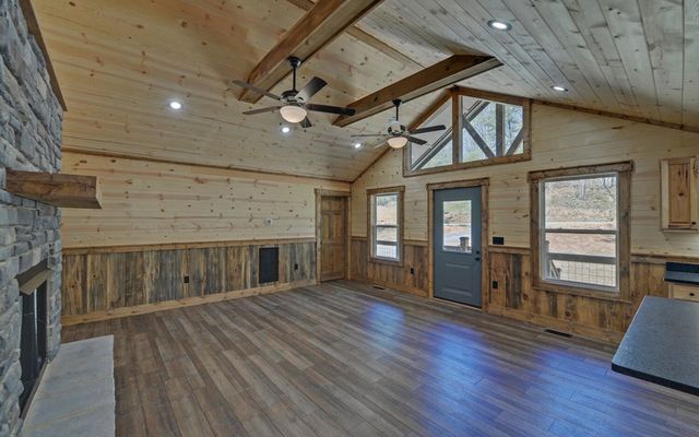 313 Burger Road, Murphy, NC 28906