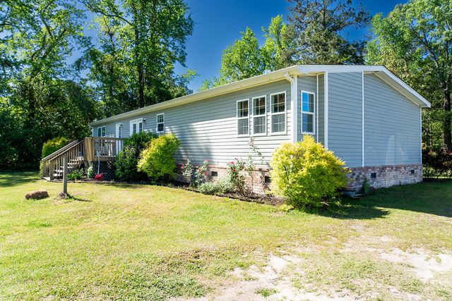 4892 State Road, Ridgeville, SC 29472